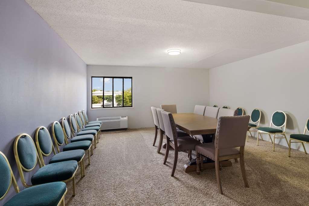 Rodeway Inn Houston North Greenspoint Facilități foto